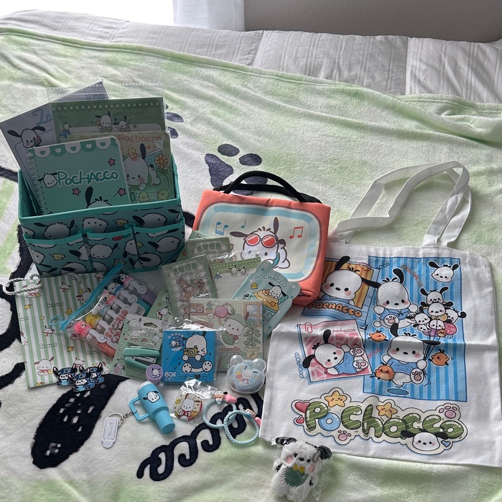 !SOLD!Pochacco Bundle